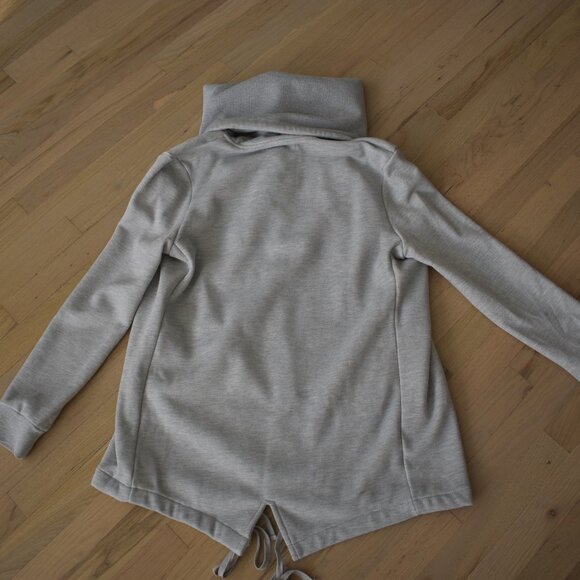 Blank NYC Women's Salt and Pepper Open Convertible Collar Sweatshirt Jacket - Picture 8 of 13